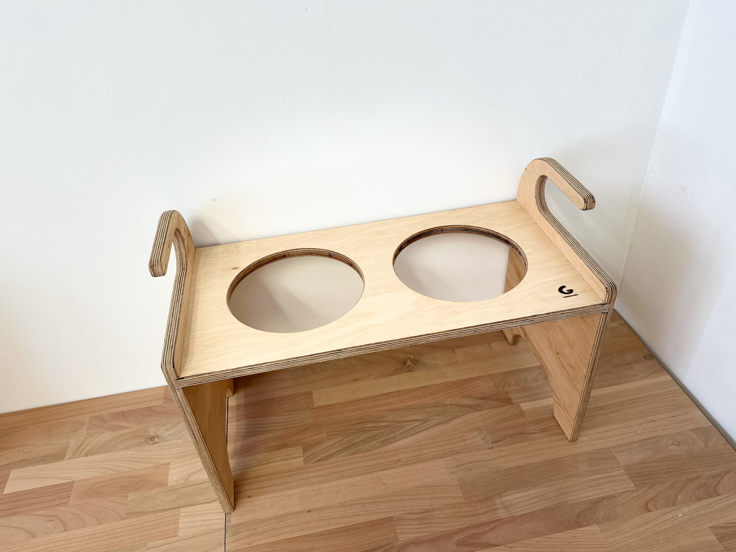 Pet feeding station custom Wooden raised bowl stand for pets