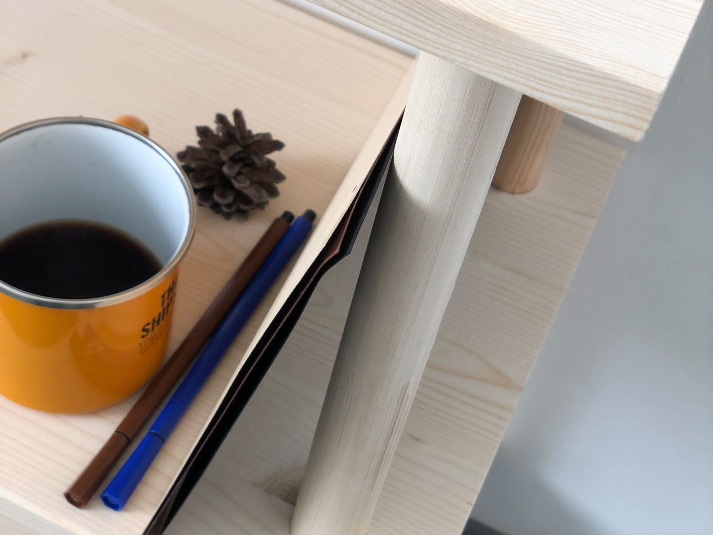 Minimalist Japandy Bookcase Shelving Vinyl Record Storage