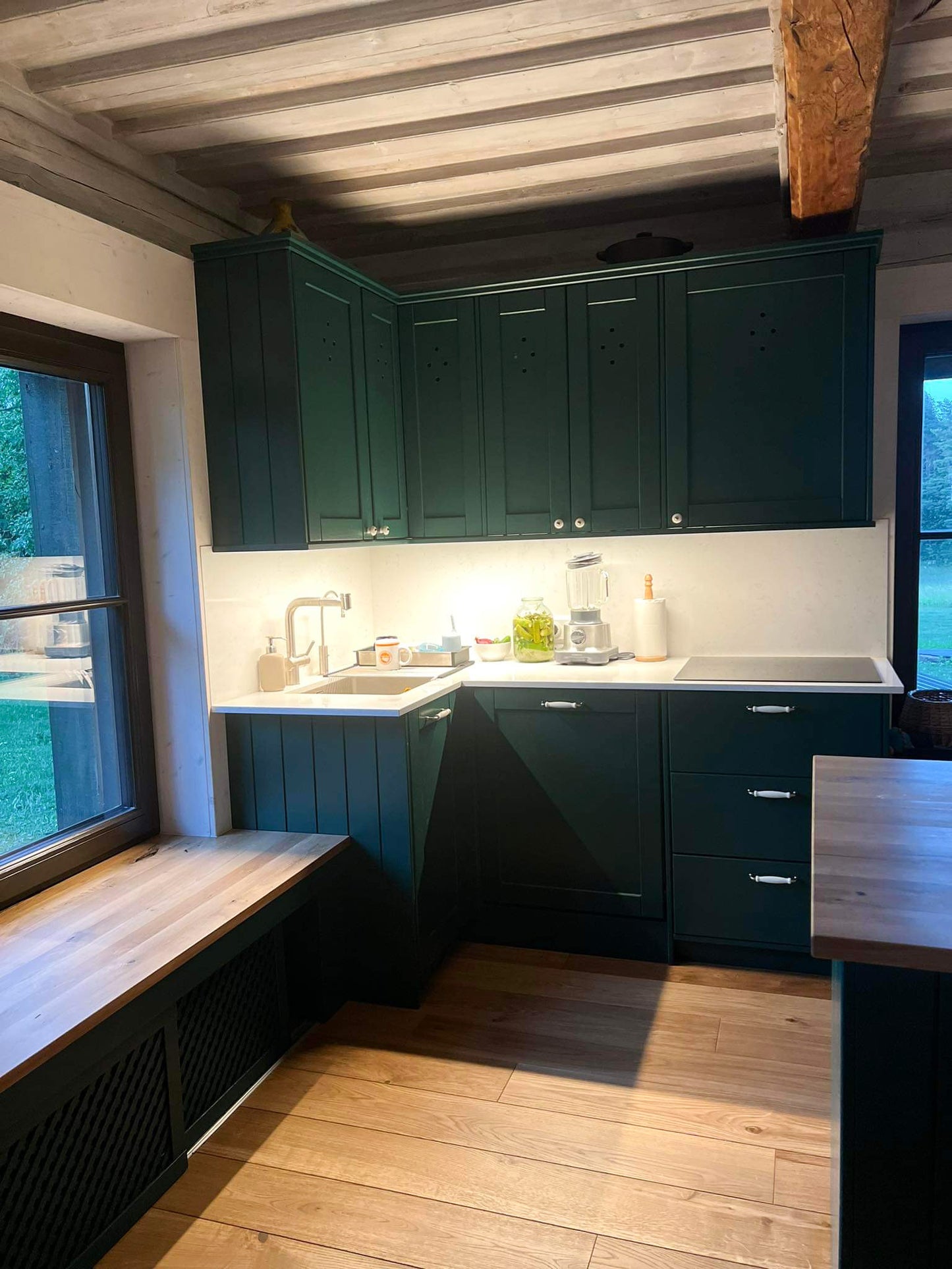 Custom Kitchen / Authentic Style