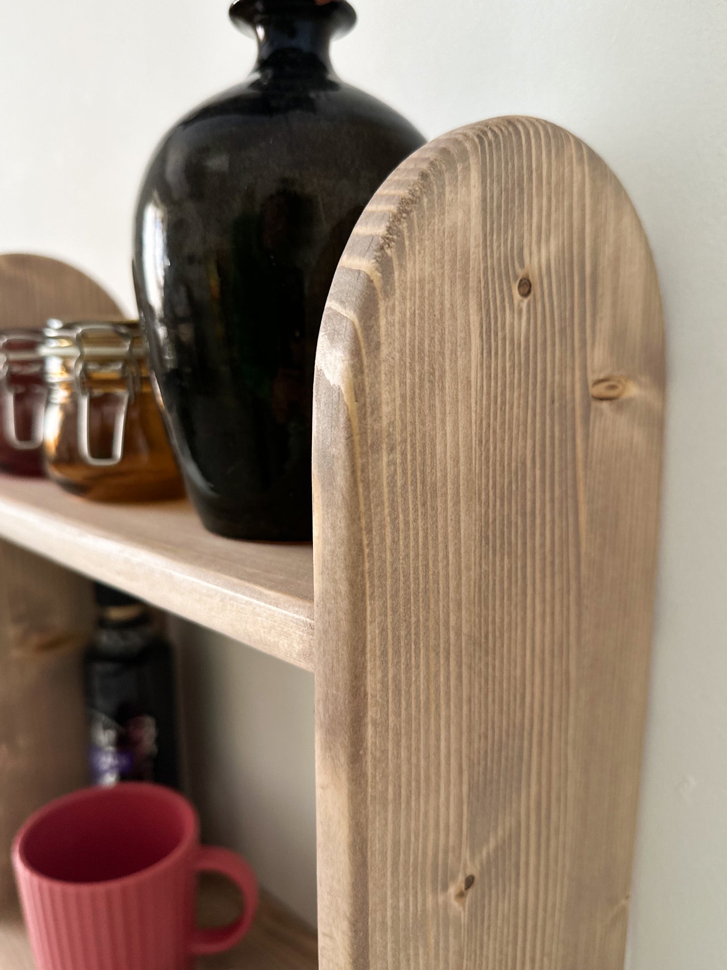 Küchenrollenhalter mit Gewürzregal Zwei-Etagen-Arbeitsplatten-Organizer aus Holz Regal mit Küchenrollenhalter nach Maß handgefertigt