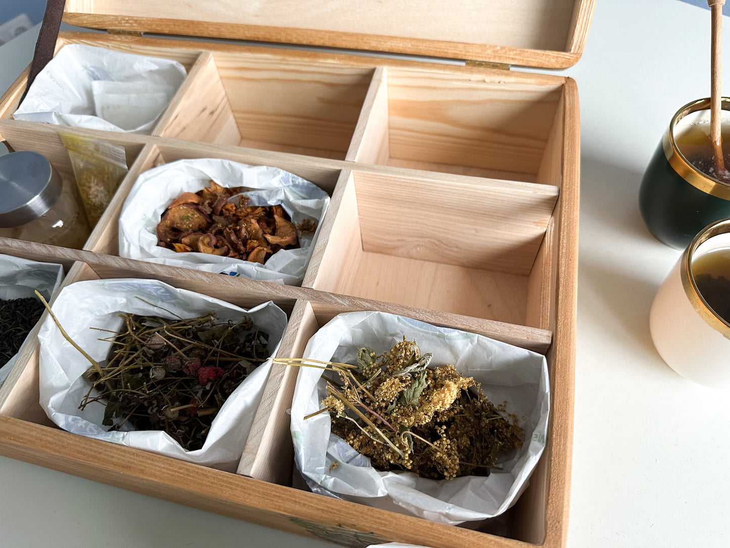 Tea Nut Spice Herbal Collection Box Gift